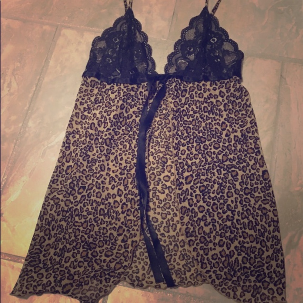 Victoria secret lingerie M